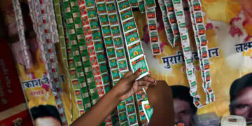 Fine for not wearing mask, spitting in public places raised to Rs 500 in Ahmedabad