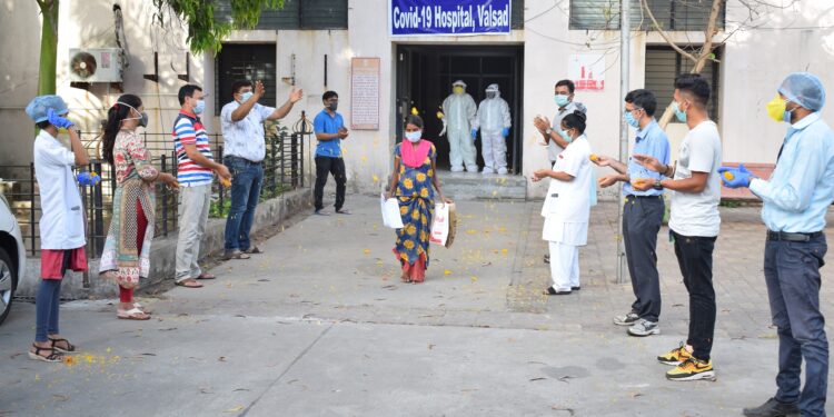 To contain coronavirus, Surat to get 200 ventilators, Rs 100 crore for hospitals