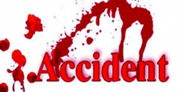 Four killed as car rams into tree in near Coimbatore