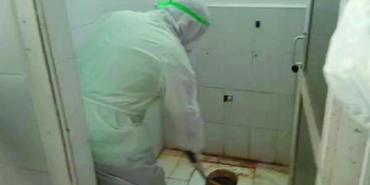 Puducherry Health Minister cleans toilet in COVID hospital after complaints of lack of maintenance