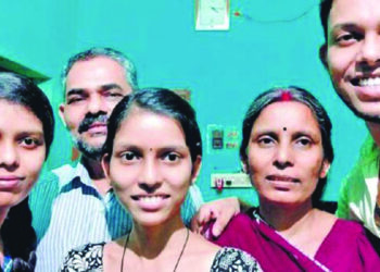 After coming out with flying colours in Kerala varsity, Bihar migrant worker’s daughter sets her eyes on Civil Services