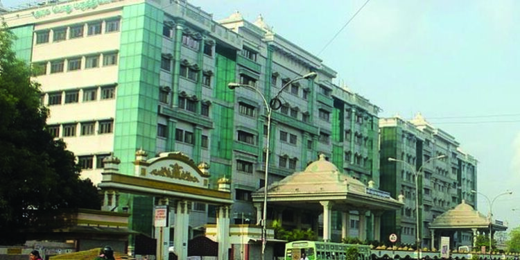 Two hospitals in Chennai join Oxford Varsity in Covishield vaccine human trial