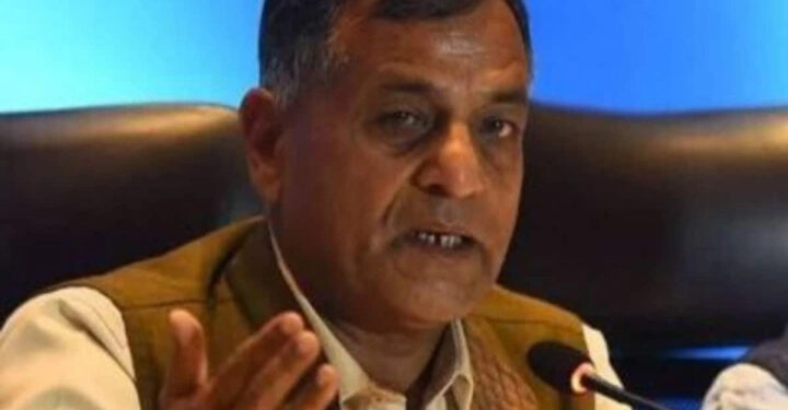 President Kovind accepts Ashok Lavasa’s resignation as EC