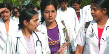Over 4 lakh admit cards downloaded for medical entrance exam NEET within 3 hours