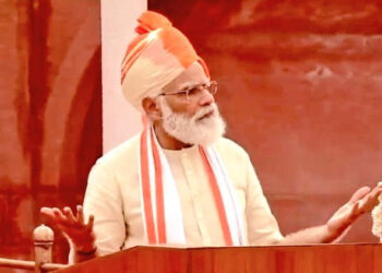 PM Modi delivers strong message to China, Pak in I-Day speech; stresses on self-reliant India