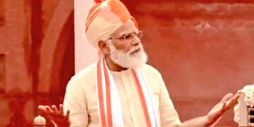 PM Modi delivers strong message to China, Pak in I-Day speech; stresses on self-reliant India