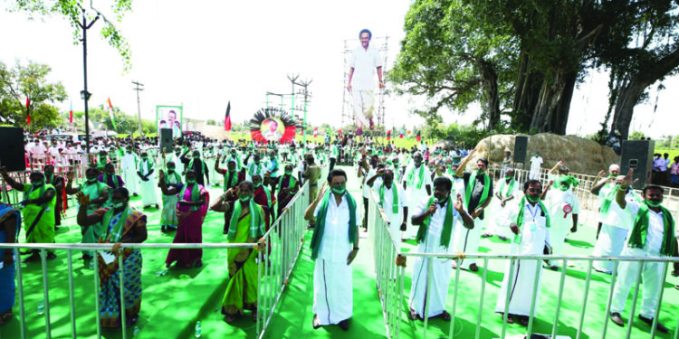 DMK and its allies protest against farm laws, Stalin says “ready to approach court”