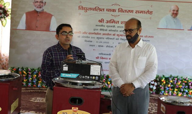 Atmanirbhar: HM Amit Shah distributes 200 electric potter wheels to 200 families in Ahmedabad, Gandhinagar