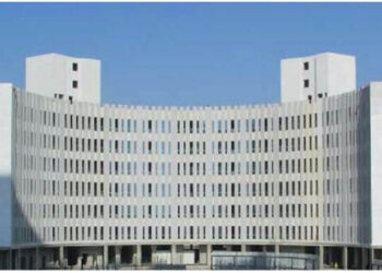 Launch of more products, retail participation to scale up GIFT IFSC, says Ray