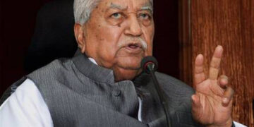 Former Gujarat CM Keshubhai Patel tests positive, in home isolation