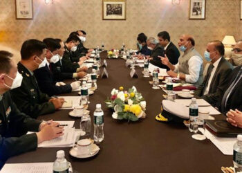 Defence Minister Rajnath Singh meets his Chinese counterpart in Moscow amid border tension in Ladakh