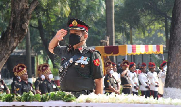 74th Infantry Day: Major Gen Navneet Kumar lays wreath at National War Memorial in Pune