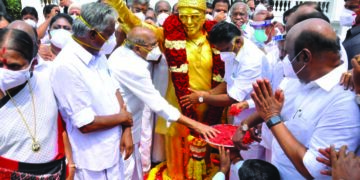 At AIADMK 49th foundation day celebrations, EPS, OPS & senior leaders confident of maintaining winning streak
