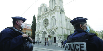 3 dead in church attack, plunging France into dual emergency