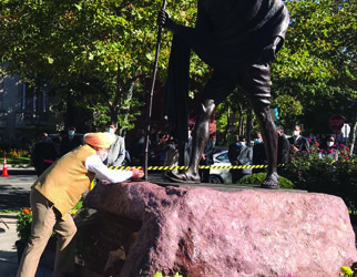 Indian diplomat in US pays musical tribute to Mahatma Gandhi