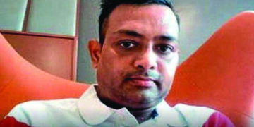 Surat doctor, who removed his oxygen support to help elderly patient, set to fly back home on Nov 1