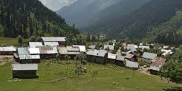 Year after nullification of Art 370 and 35A, Centre amends laws to allow people from outside J-K to buy land there