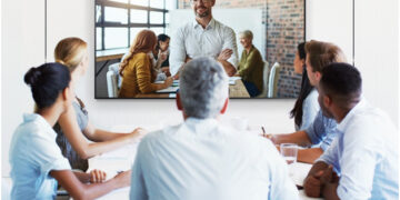 Samsung brings ‘Back to Business’ solutions with new range of outdoor display, video conferencing solution