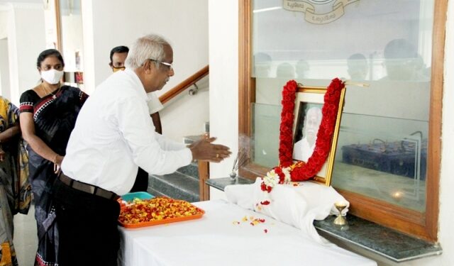 TNAU pays tribute to TN Agriculture Minister