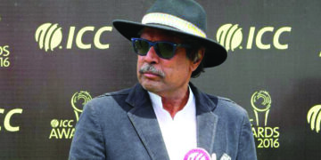 It Will Be Impossible to Perform if MS Dhoni Decides on Playing IPL to IPL, Says Kapil Dev