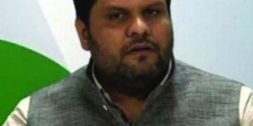 Cong hits out at govt over rise in prices of essential commodities