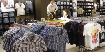 Riding high on demand from Tier 2, 3 markets, Amazon looks at larger play in fashion segment 