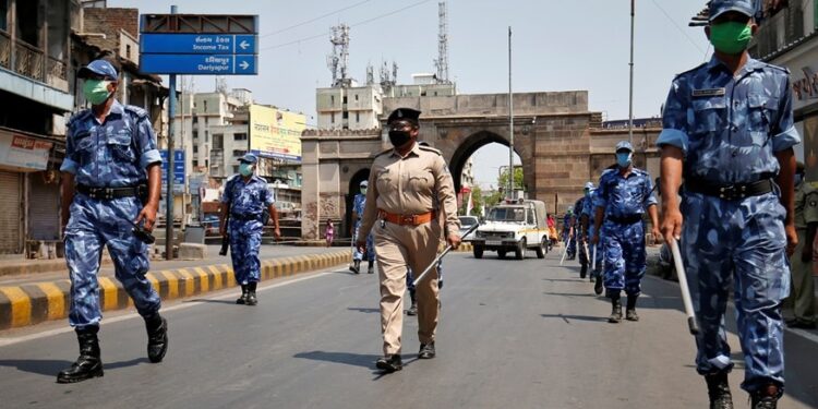 COVID-19: 57-hour complete curfew in Ahmedabad from Friday night, from Monday night curfew 