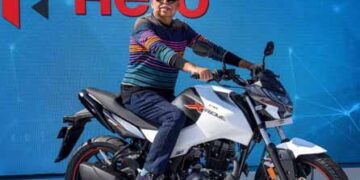 Hero MotoCorp sells over 8 lakh motorcycles & scooters in Oct, highest-ever sales in a single month