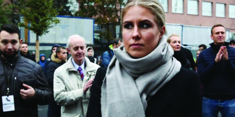 Top associate of Russian opposition leader Navalny detained