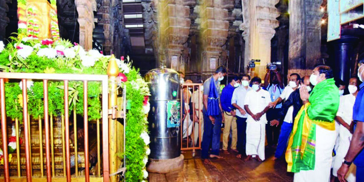 Stalin trying to scuttle Rs 2,500 cash assistance to people, accuses TN CM Palaniswami