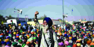 Protesting farmers’ steadfast in their demands as Delhi temperature plummets to season’s lowest yet