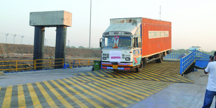 Honda 2Wheelers becomes the 1st auto company to use  Hazira-Ghogha inland waterway in Gujarat