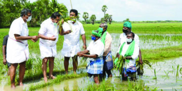 Chief Minister Edappadi K. Palaniswami inspects rain-affected areas in Nagapattinam