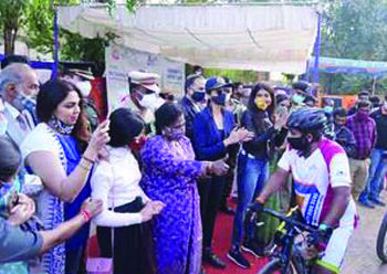 Telangana Governor Dr Tamilisai Soundararajan lauds “Infinity Ride 2020” by para-cyclists as inspirational