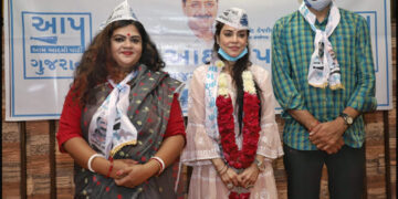 AAP to contest all seats in Gujarat local body polls, appoints Italia as state unit chief