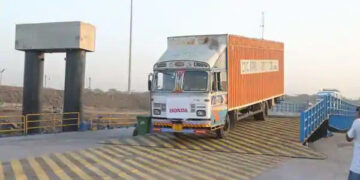 To pare carbon footprint, auto major HMSI starts utilising Hazira-Ghogha inland waterway in Gujarat
