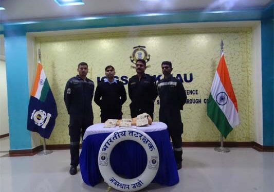 Indian Coast Guard recovers charas worth Rs 4 lakh off Jakhau coast in Kutch