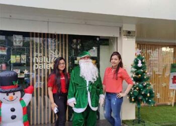 Go enviro-friendly: Arpit Jinnoni of Nature’s Palette in Ahmedabad celebrates ‘Green Santa’