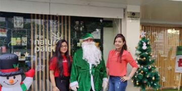 Go enviro-friendly: Arpit Jinnoni of Nature’s Palette in Ahmedabad celebrates ‘Green Santa’