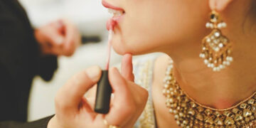 1,500 beauticians will apply face makeup on brides in 1 hour to create Guinness World Record