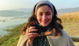 Bollywood Queen Alia Bhatt gives glimpse of her jeep jungle safari from her Ranthambore trip