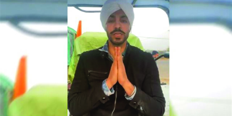 Yogendra Yadav Holds Punjabi Actor Deep Sidhu, KMSS Leaders Responsible for Republic Day Violence, Claims Sidhu is Close to BJP