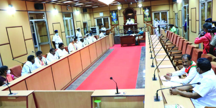 Puducherry assembly passes resolution demanding full statehood; CM Narayanasamy tears up copies of farm laws on the floor of the House