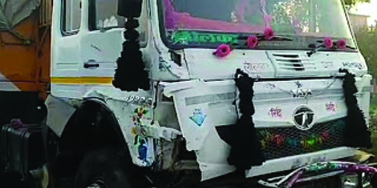 Eight killed, four injured in Rajasthan after trailer truck hits jeep from behind