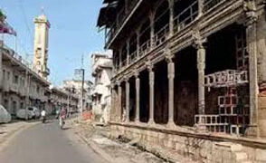 HC issues notice to Gujarat govt on plea against Disturbed Areas Act