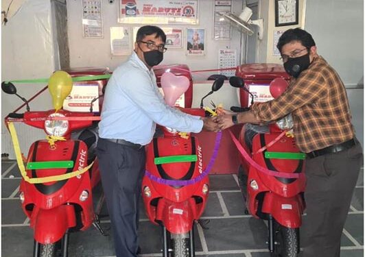 Shree Maruti Courier deploys Hero Electric’s EVs to launch industry-first green energy supply chain