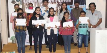 Rupal Rathod, Manushree Rao, Riya Bilwal of Lakshmi Brigade adjudged winners of Quiz Competition, Film Appreciation Workshop