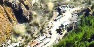 Massive flood as glacier breaks off at Joshimath, around 150 labourers feared missing  