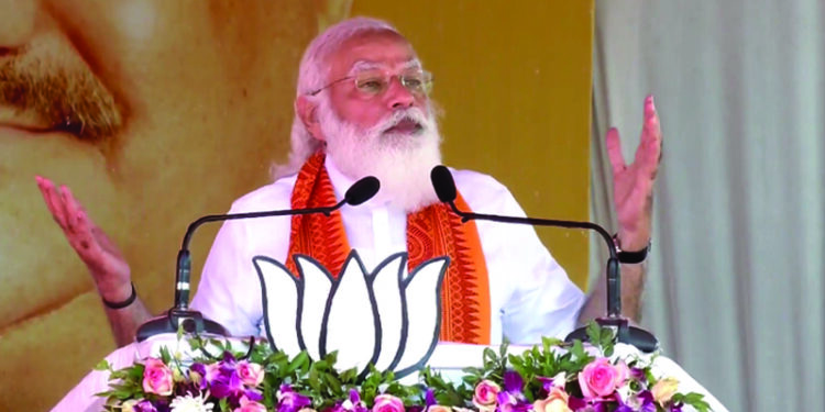 Modi targets Rahul over his “north-south” remarks, lashes out at Narayanasamy