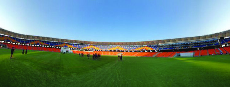 “Massive Motera’’ astonishes globe-trotting Indian stars